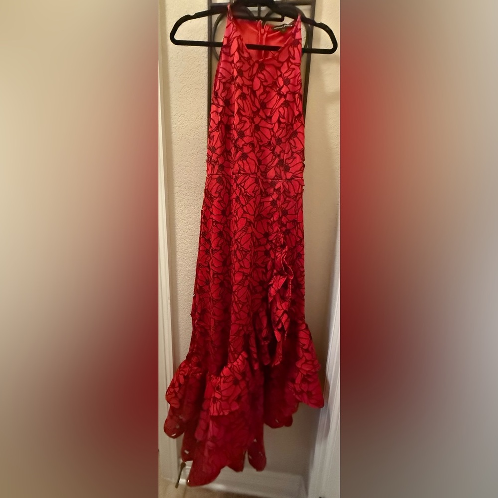 High-neck floral lace red maxi dress with layered ruffle asymmetric hem. Size 6 - Picture 5 of 9